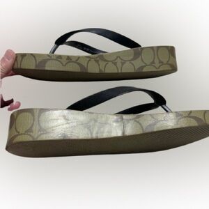 Authentic Coach Size 9 wedge flipflops
